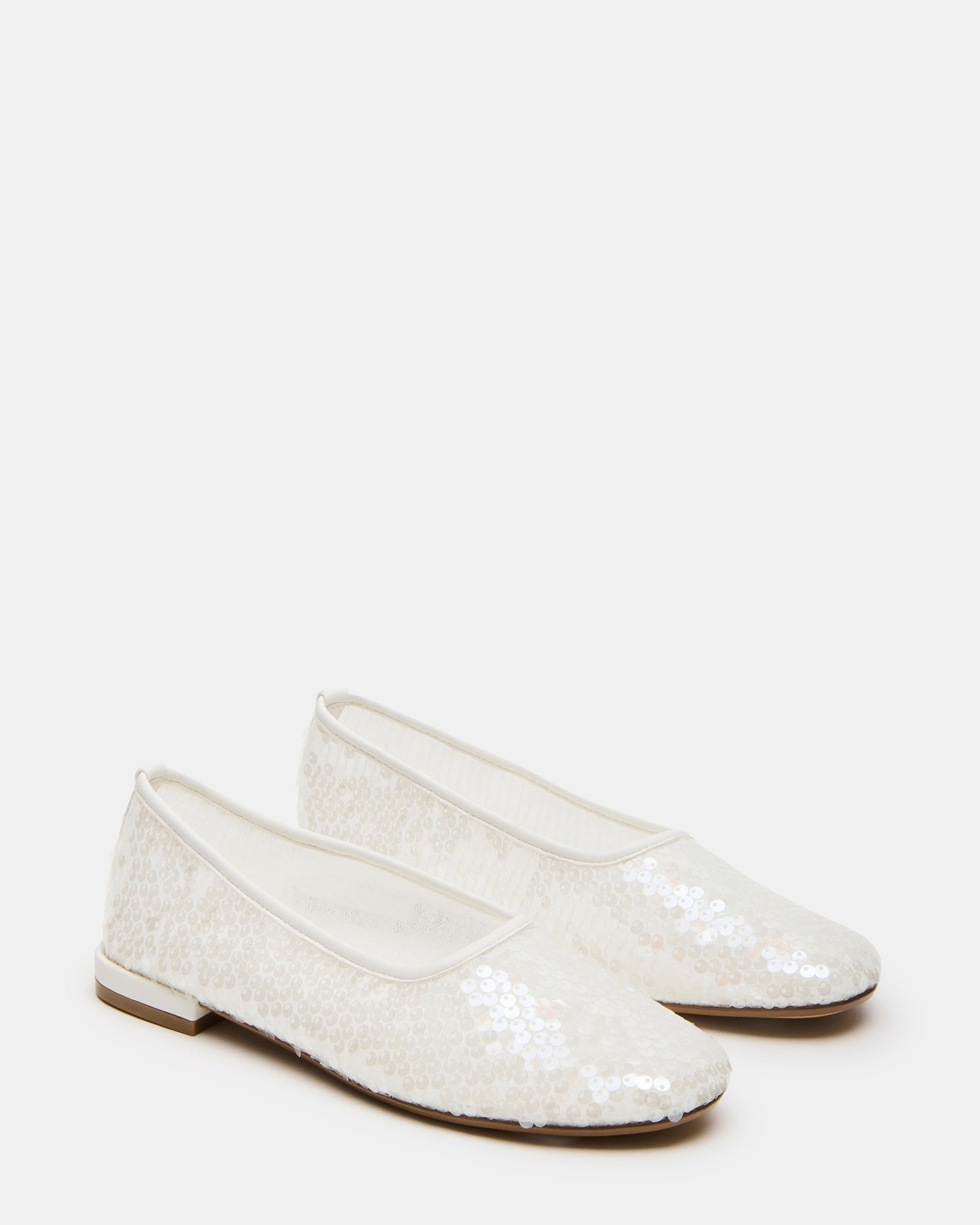 GARCELLE WHITE