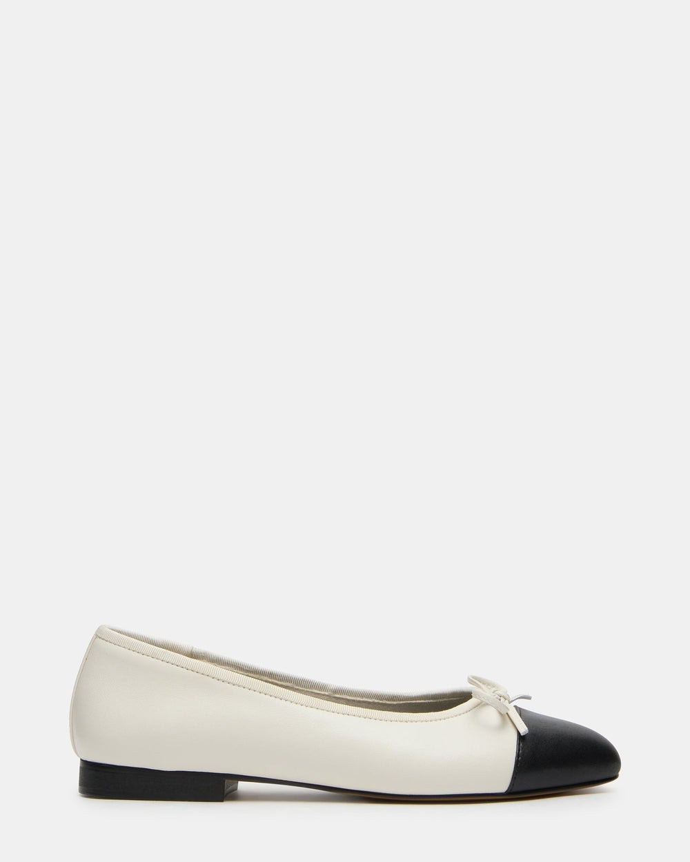 KIT Black/White Cap-Toe Women's Ballet Flat | Steve Madden